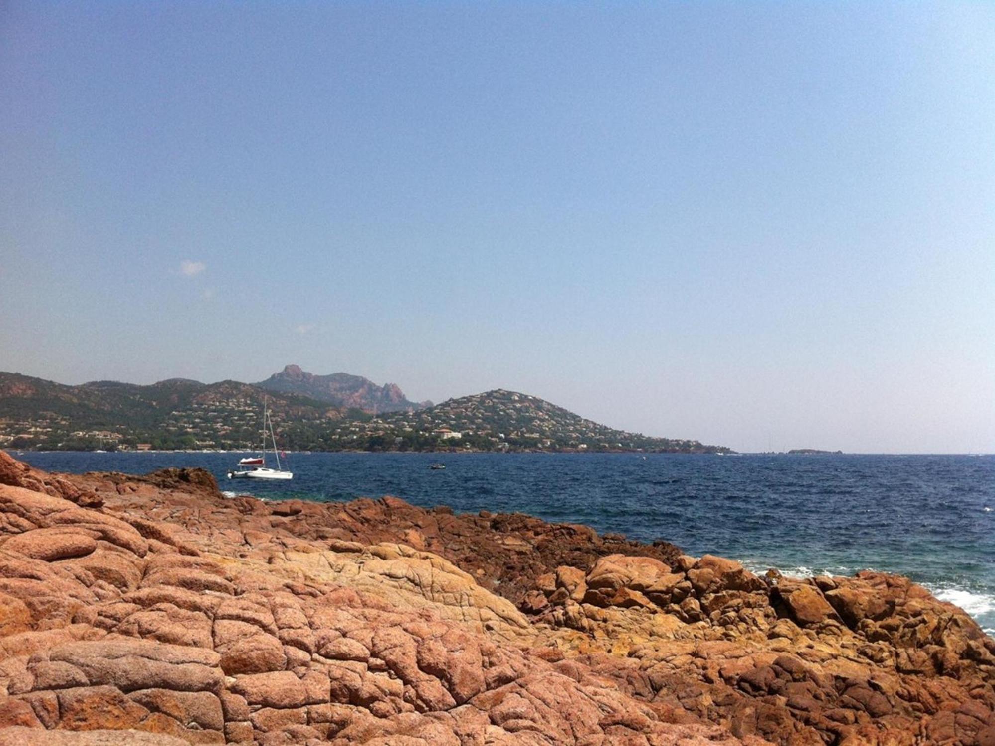 Appt Confort 3 Pieces Avec Terrasse Et Piscine A Saint-Raphael - Fr-1-226A-124 Экстерьер фото